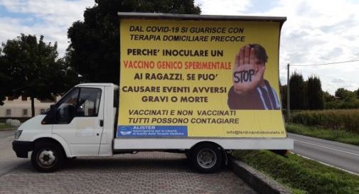 Manifesto no vax ad Asolo Oggi Treviso News Il quotidiano